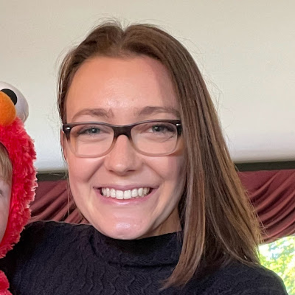 Meet your Posher, Lauren